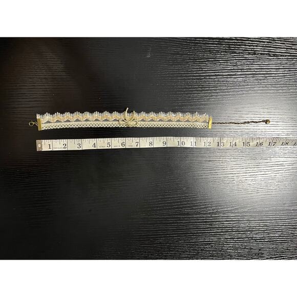 Handmade Victorian Beaded Lace Choker with Pearl Beaded Bow Detail - Picture 6 of 6